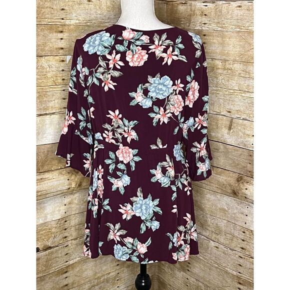 TORRID FLORAL SURPLICE FLOWY BELL SLEEVE BLOUSE CASUAL CLASSIC EVERYDAY SZ. L - Picture 3 of 4